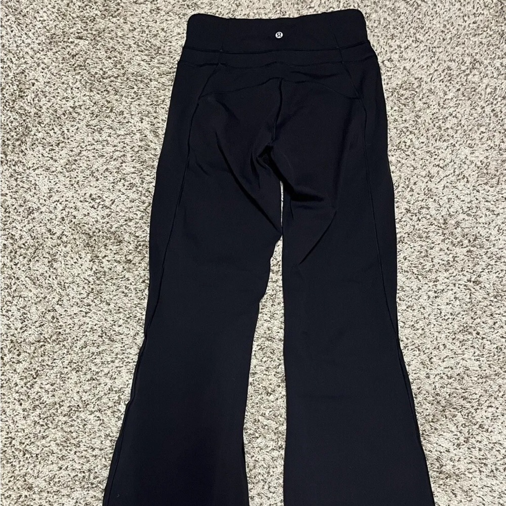 Lululemon flare yoga pants 8
